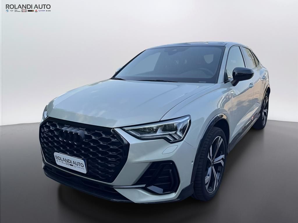 Image of Audi Q3