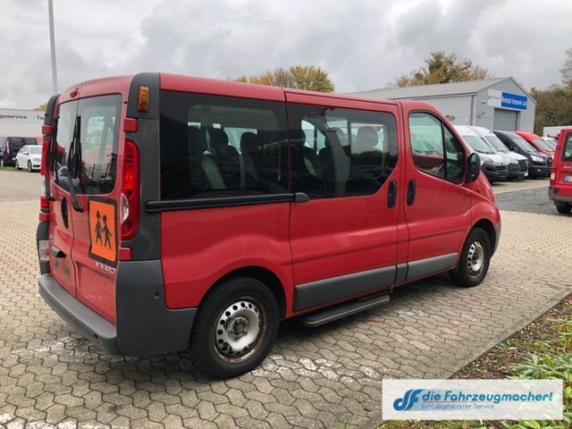 Fahrzeugabbildung Opel Vivaro 8052