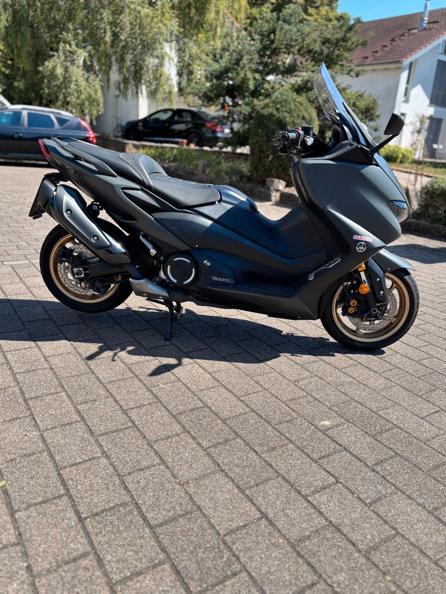 Yamaha T-Max Tech Max