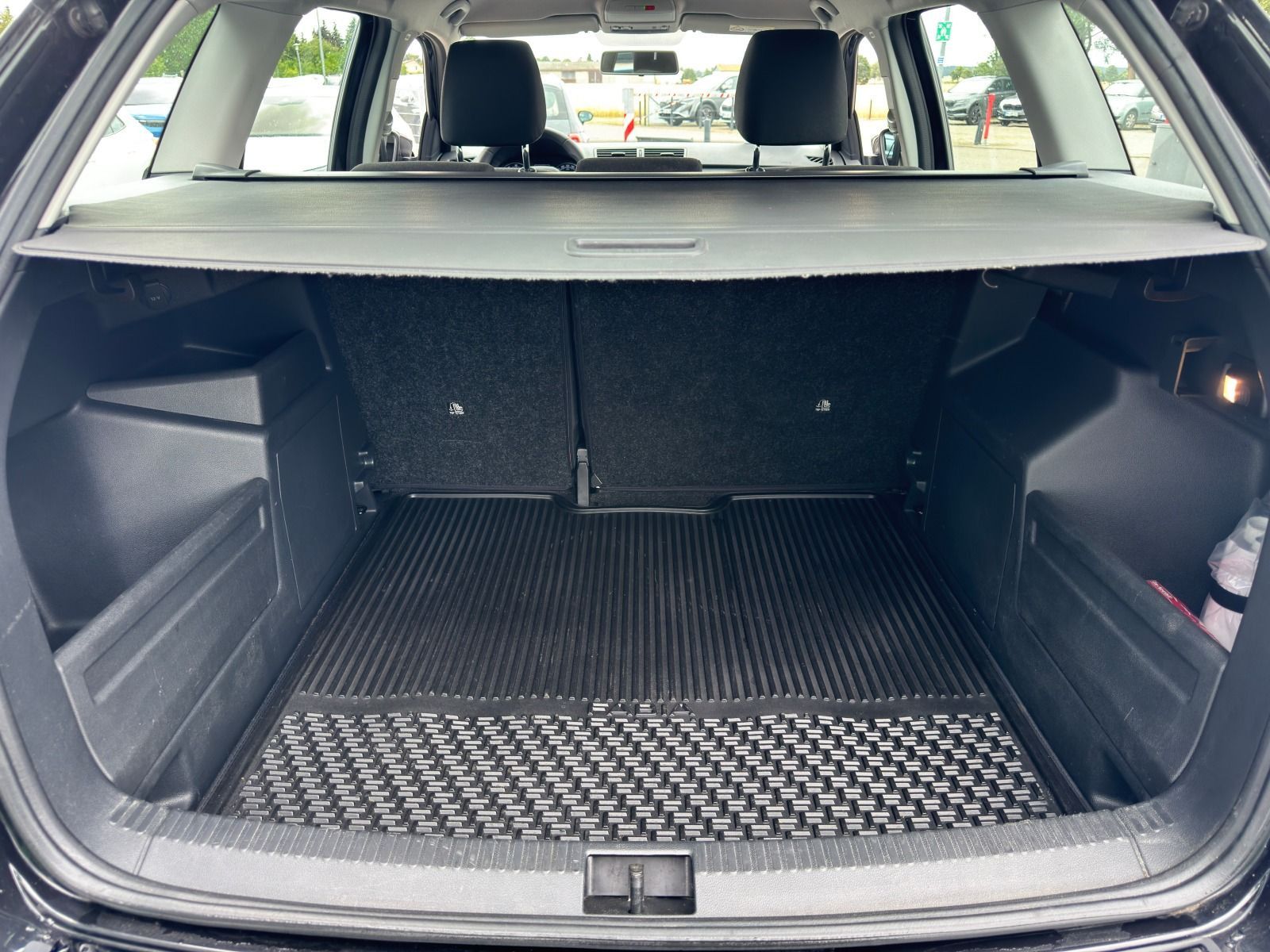 Fahrzeugabbildung SKODA Fabia Combi 75PS 5-Gang*SHZ*PDC