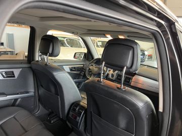 MYAUTOCENTER – Gebraucht- und Jahreswagen mit Werkstattservice in Pfaffenhofen Mercedes-Benz GLK 350 4Matic *Sport-Paket*Xenon*Navi*Klima*