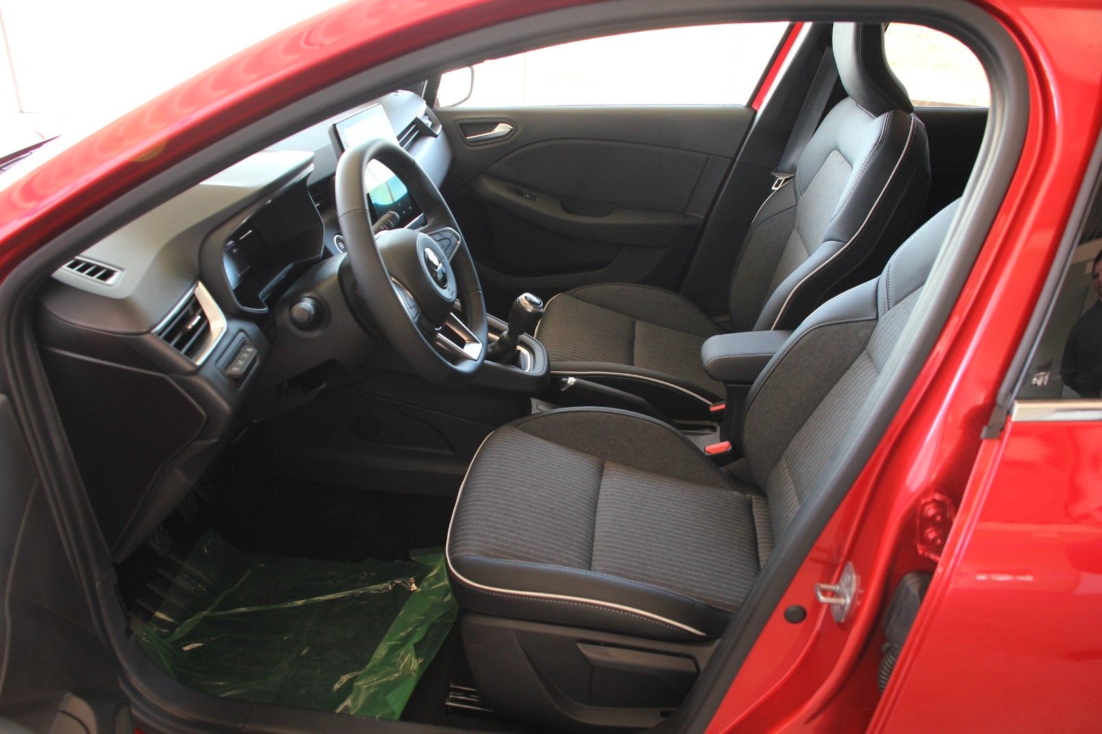 Fahrzeugabbildung Mitsubishi Colt Top LED*DAB*SHZ*BOSE*360°