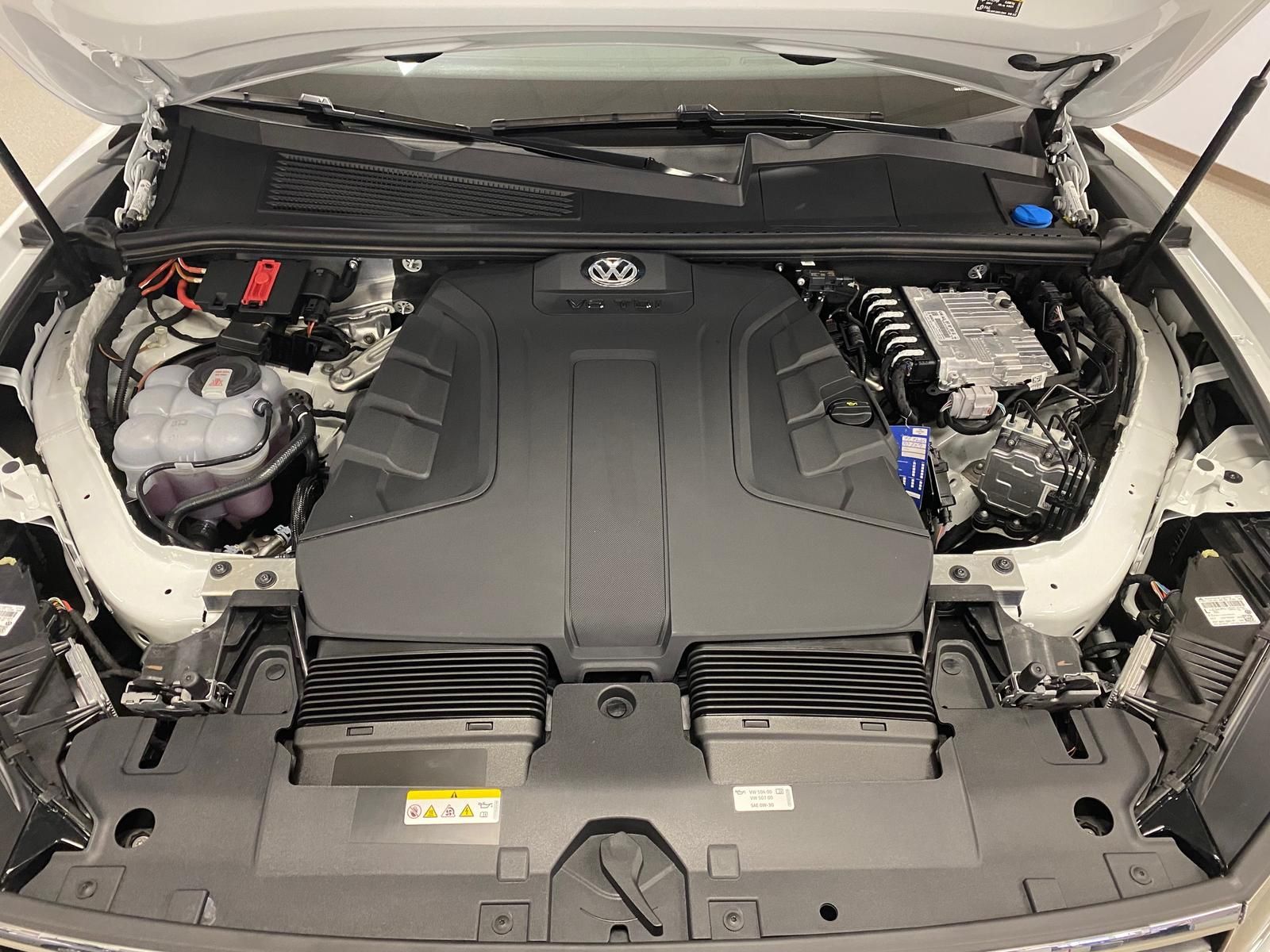 Fahrzeugabbildung Volkswagen Touareg 3.0 V6 TDI 4Motion Elegance+AHK