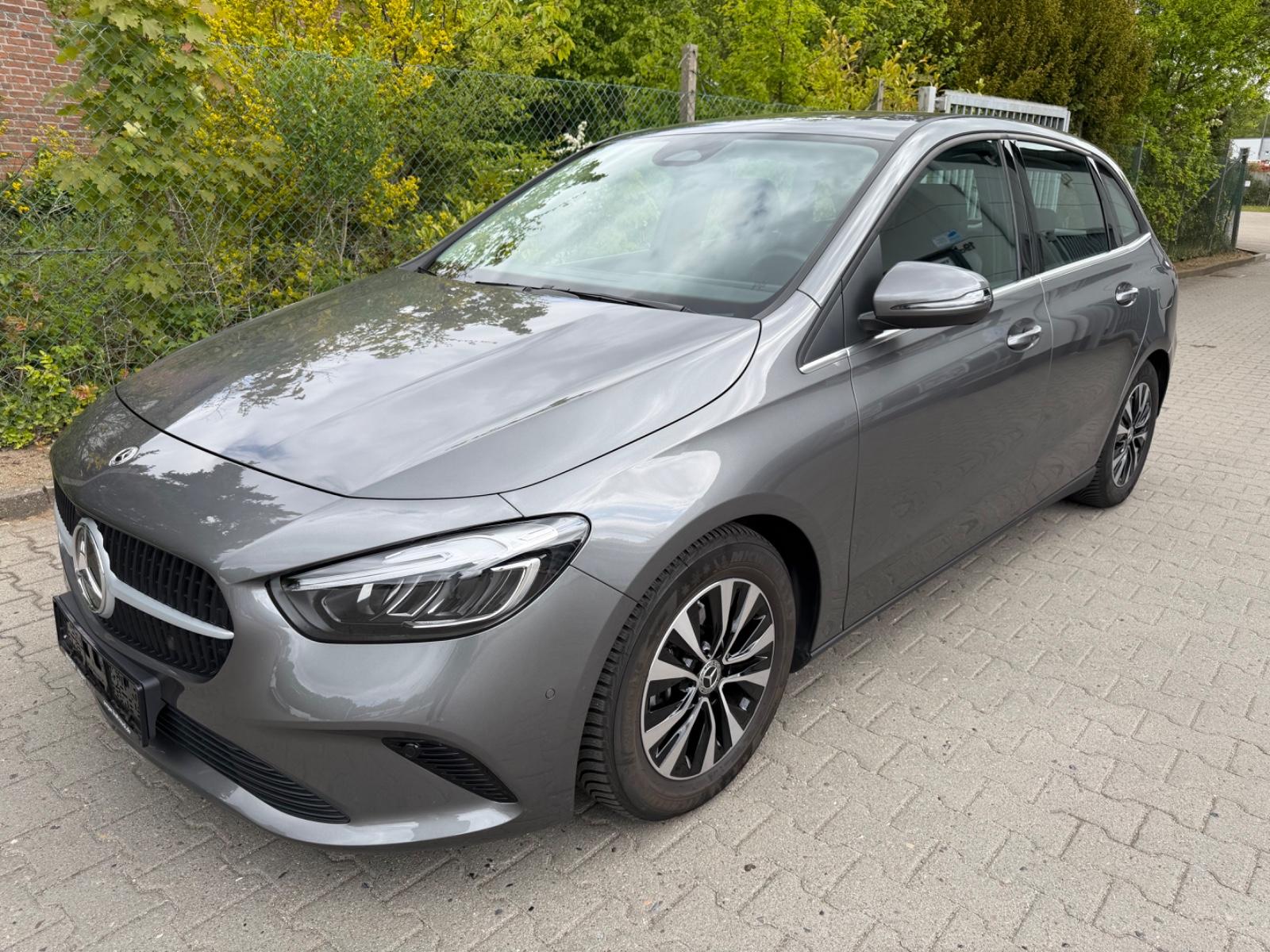 Mercedes-Benz B 200 Advanced LED, AHK, MBUX, PDC, Rückfahrkam.
