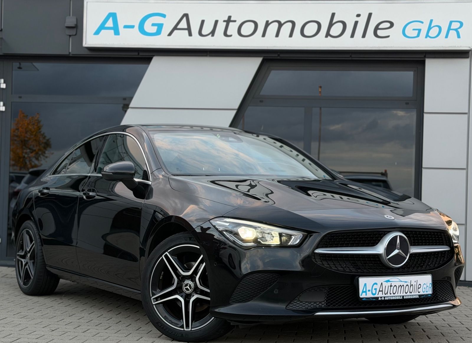 Mercedes-Benz CLA 180 Coupe Widescreen Cockpit 18 LM