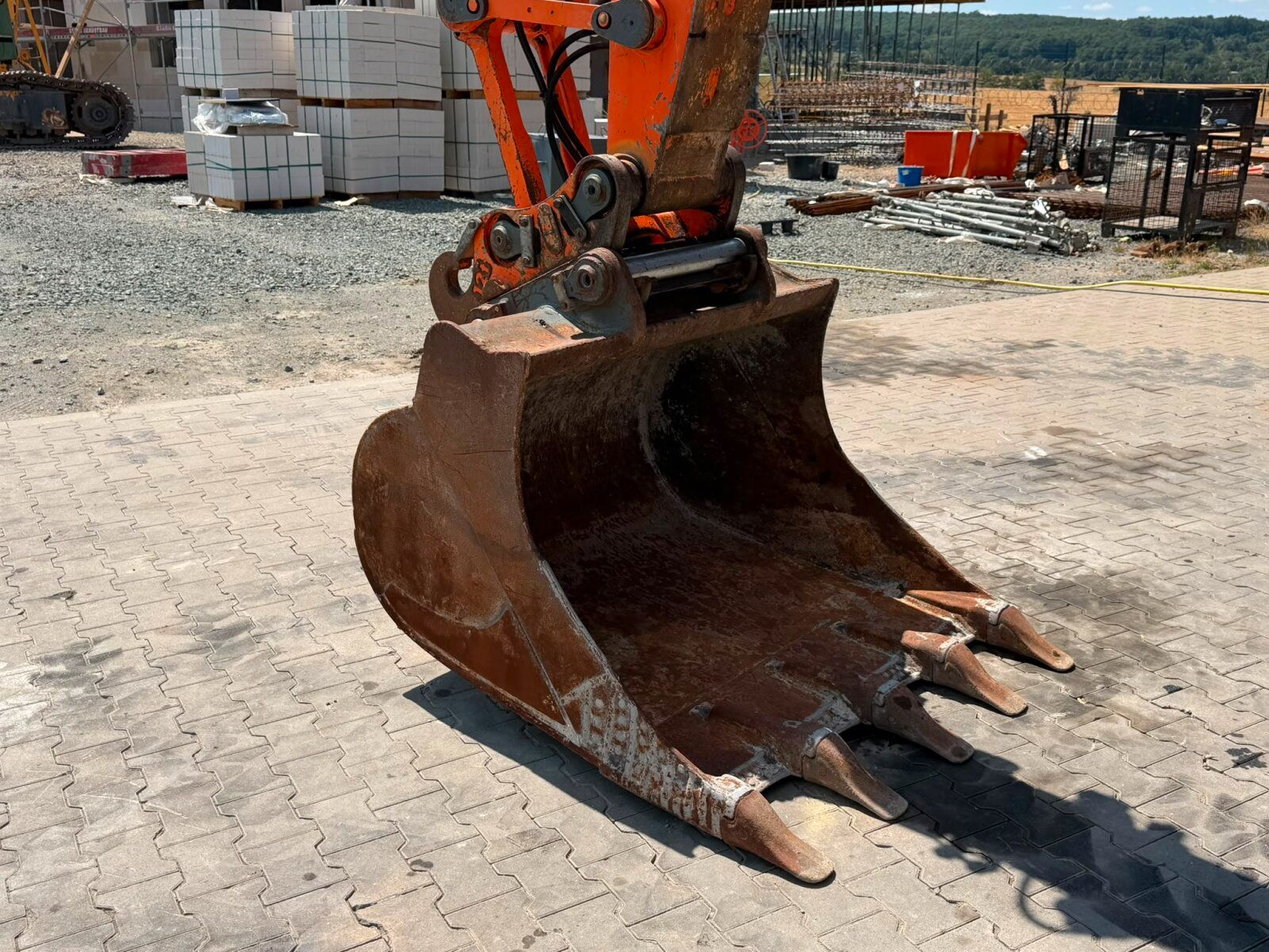 Fahrzeugabbildung Liebherr A 918 Compact