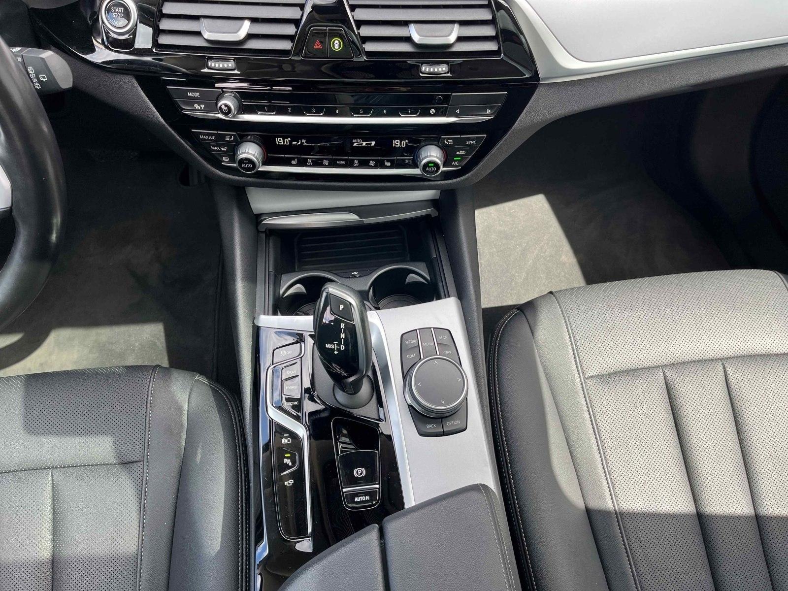 BMW 530e iPerformance AHK 360° PANO RFK HIFI LED SHZ