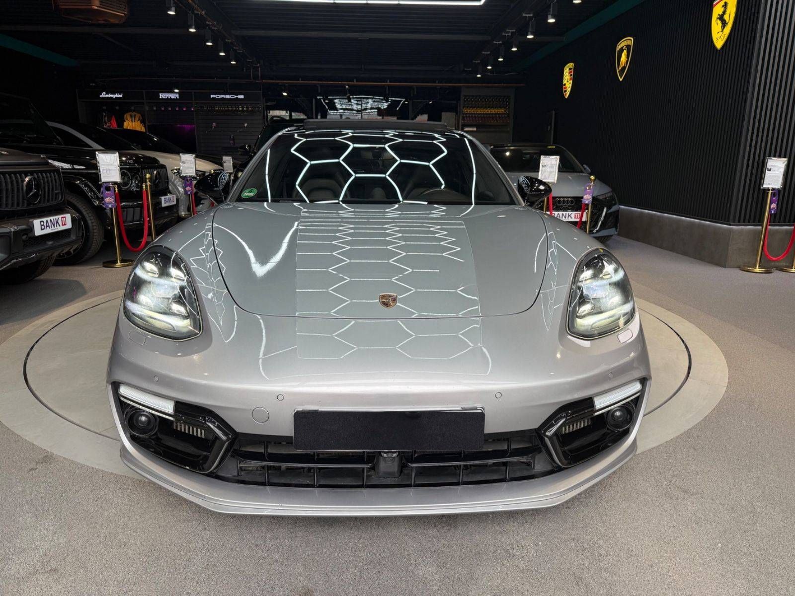 PORSCHE Panamera 4 S*SPORTDESGIN*PANO*KEY*SOFT*NACH*360°
