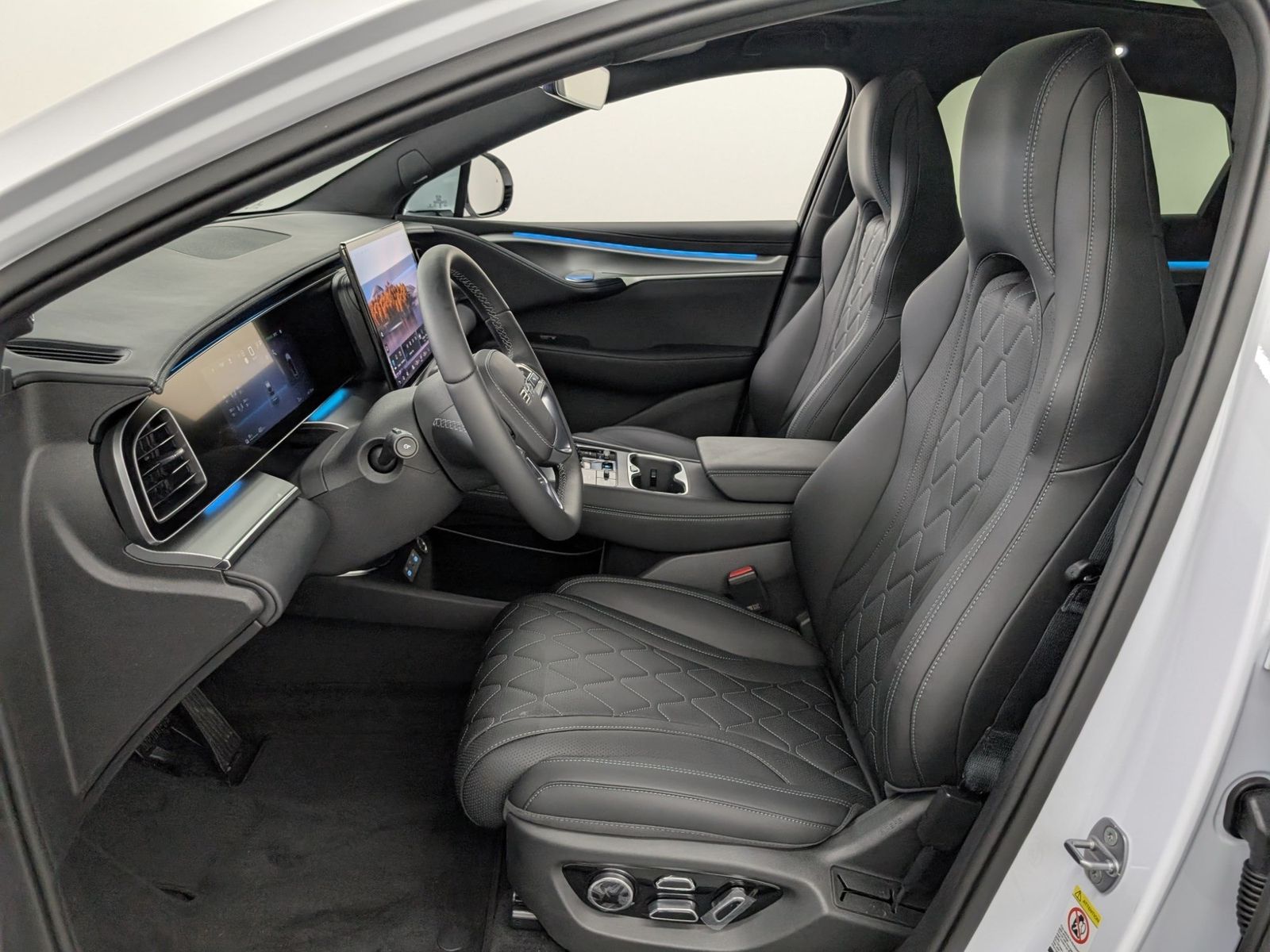 BYD SEALION 7 Sealion 7 Comfort Dynaudio Kamera Navi LED – Bild 8
