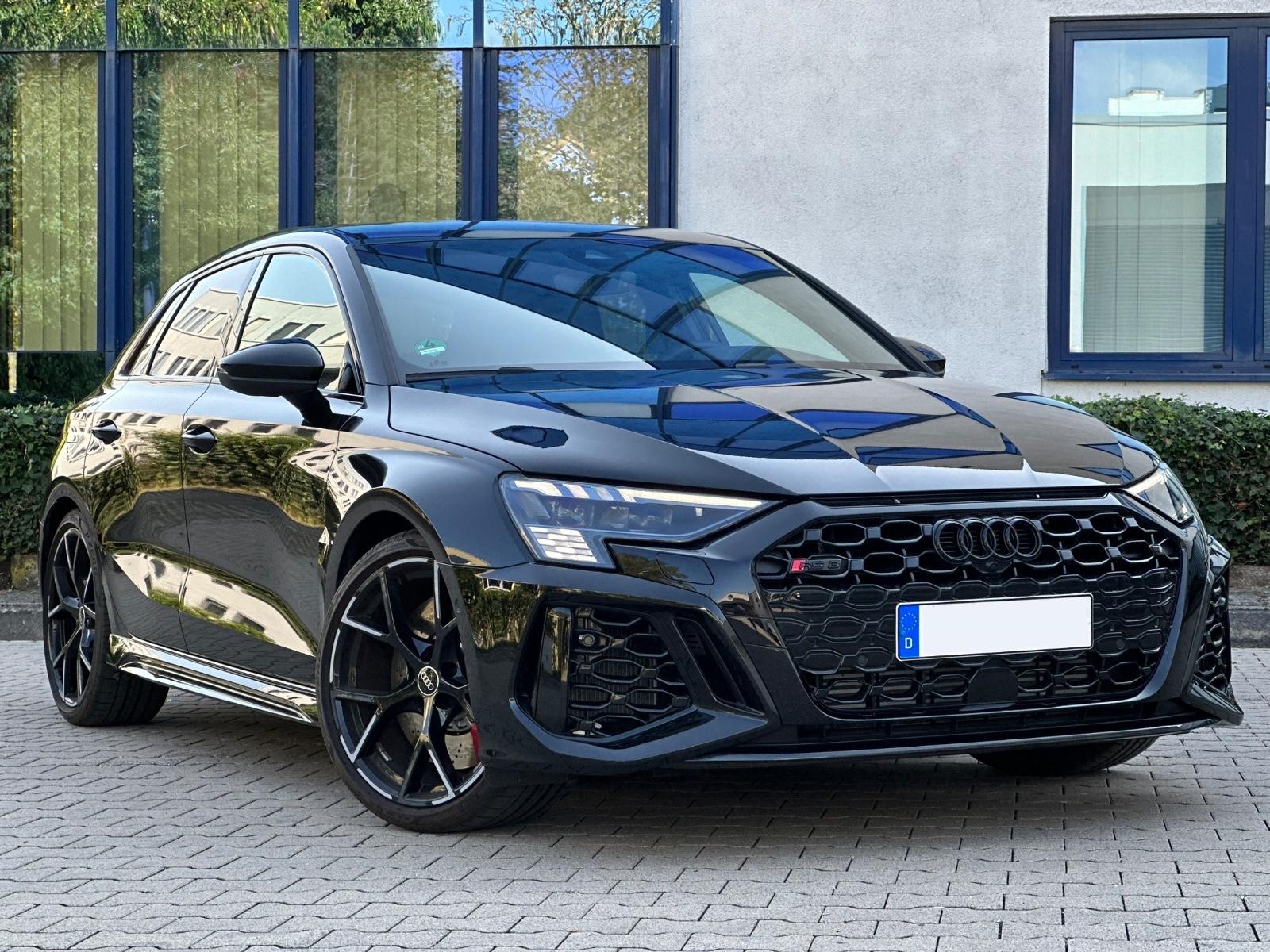 Audi RS3 2.5 TFSI quat. Sportback  B&O RS-AGAMatrix19