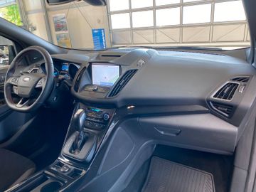 Fahrzeugabbildung Ford Kuga ST-Line 4x4 Navi Kamera Winterpaket SRA