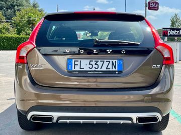 Volvo V60 Cross Country - 4