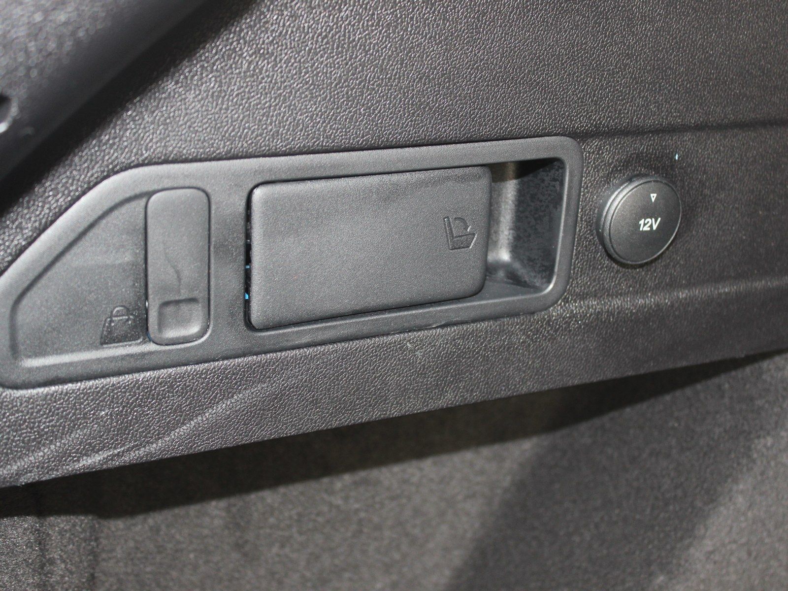 Fahrzeugabbildung Ford Focus ST-Line X 1,0 EcoBoost Mild-Hybrid