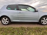Volkswagen Gut gepflegter Golf 1.6 United United - Gebrauchtwagen bis 4.500 Euro