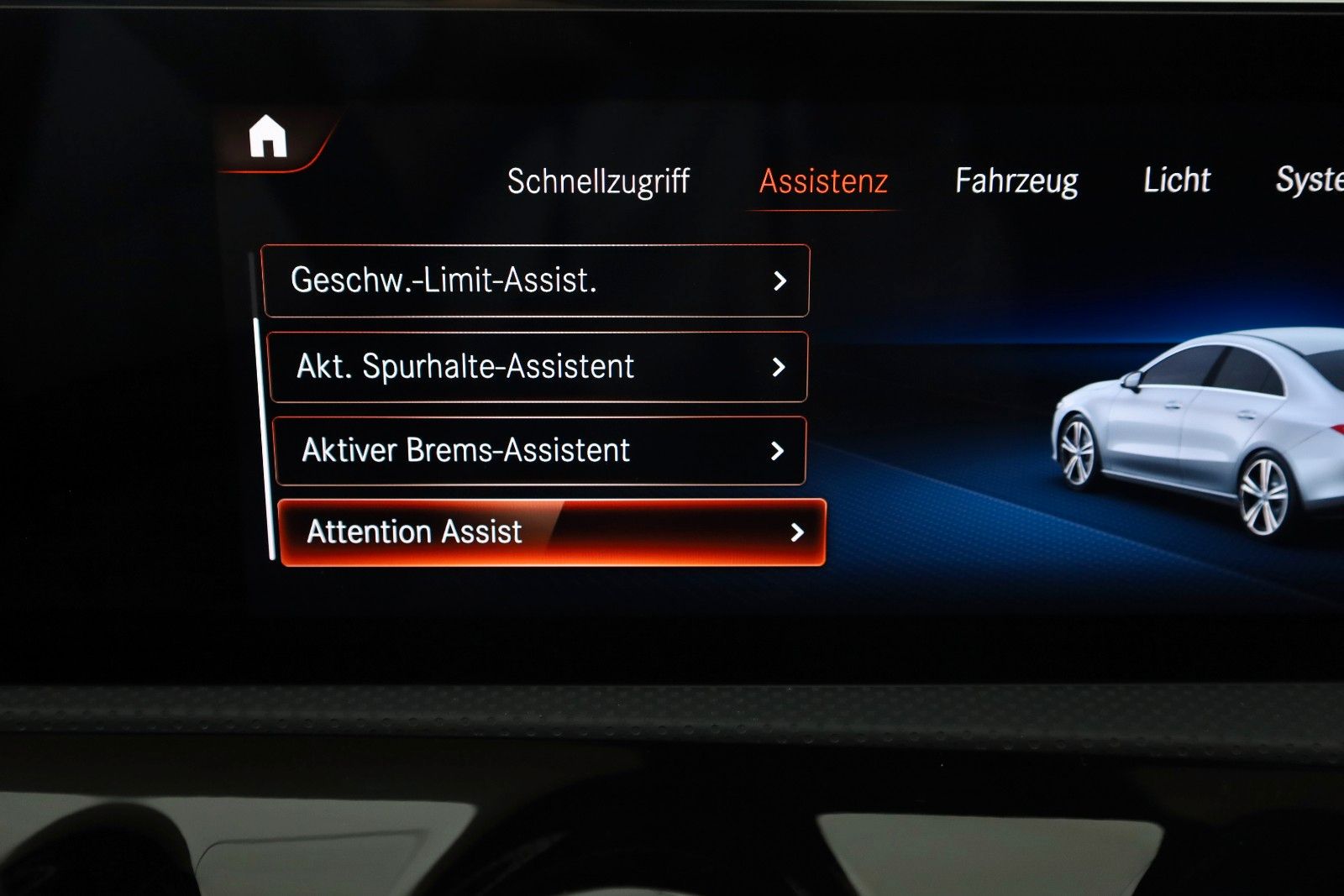 Fahrzeugabbildung Mercedes-Benz CLA 250 e Coupe AMG line,T.Leder,Navi,LED,SH,Kam