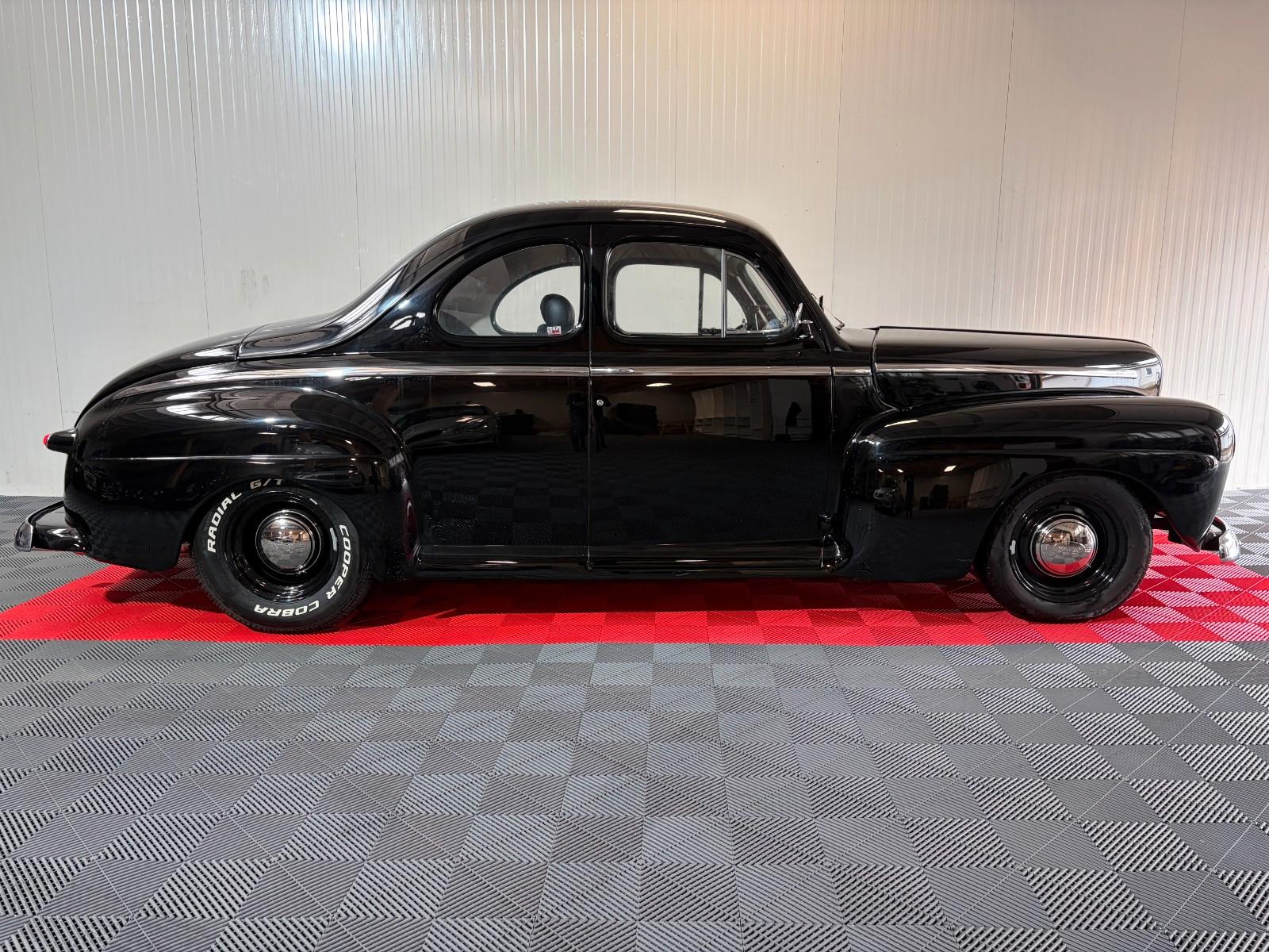 Ford Deluxe 5,7 V8 Coupe