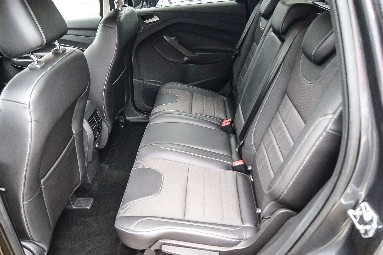 Fahrzeugabbildung Ford Kuga 1.5EcoBoost Individual XENON NAVIGATION 1HD