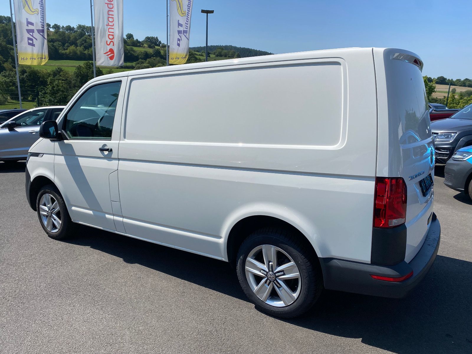 Fahrzeugabbildung Volkswagen T6.1 Transporter 2.0 TDI DAB Seitenwindassistent