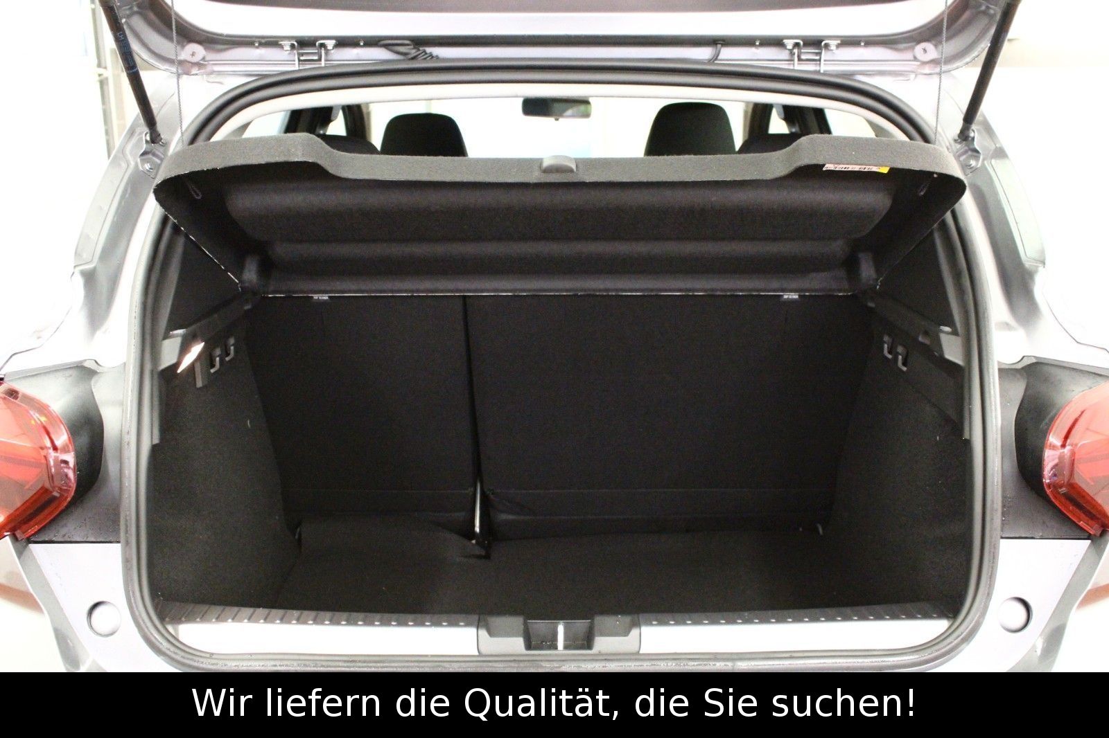 Fahrzeugabbildung Dacia Sandero TCe 90 Stepway Expression*Winterpaket*