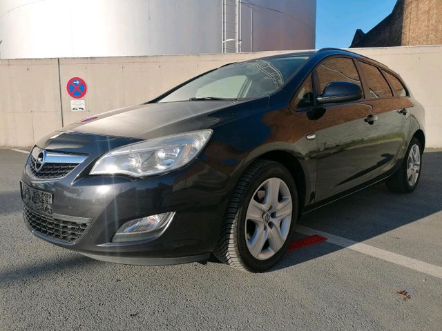 Opel OPEL ASTRA J SPORTS TOURER KOMBI 1.7 CDTI