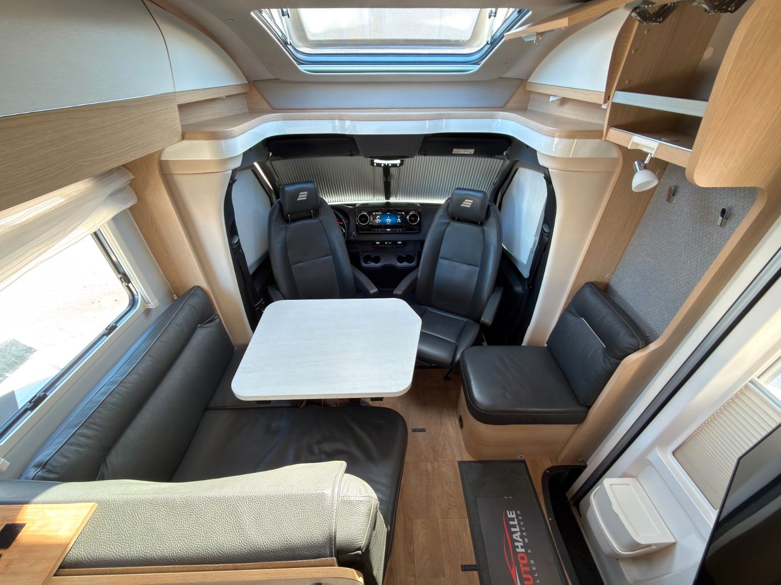 Fahrzeugabbildung Mercedes-Benz Hymer B-MC T 600 WhiteLine