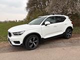Volvo T2 Momentum +GARANTIE Winterpaket, Harman/Kardon - Volvo Gebrauchtwagen in Regensburg