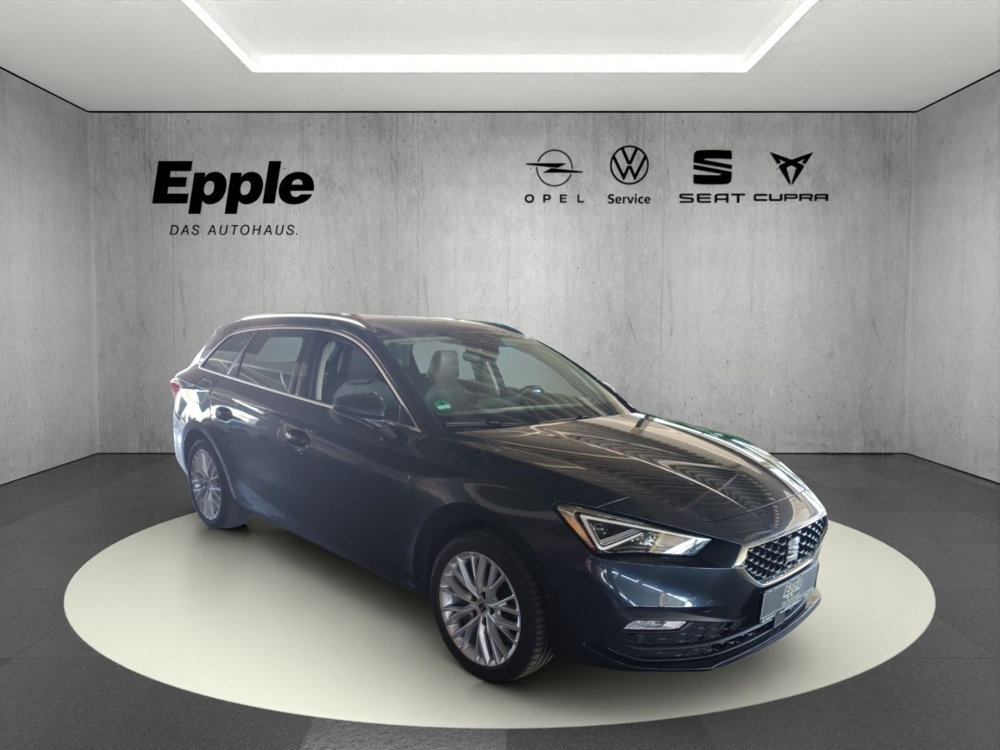 Seat Leon Sportstourer Xcellence AHK-klappbar Navi LE