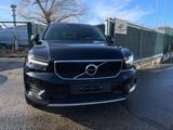 Volvo XC40 2.0 D4 Momentum AWD LED KAM SCHK. TÜV NEU - Volvo XC40 in Essen
