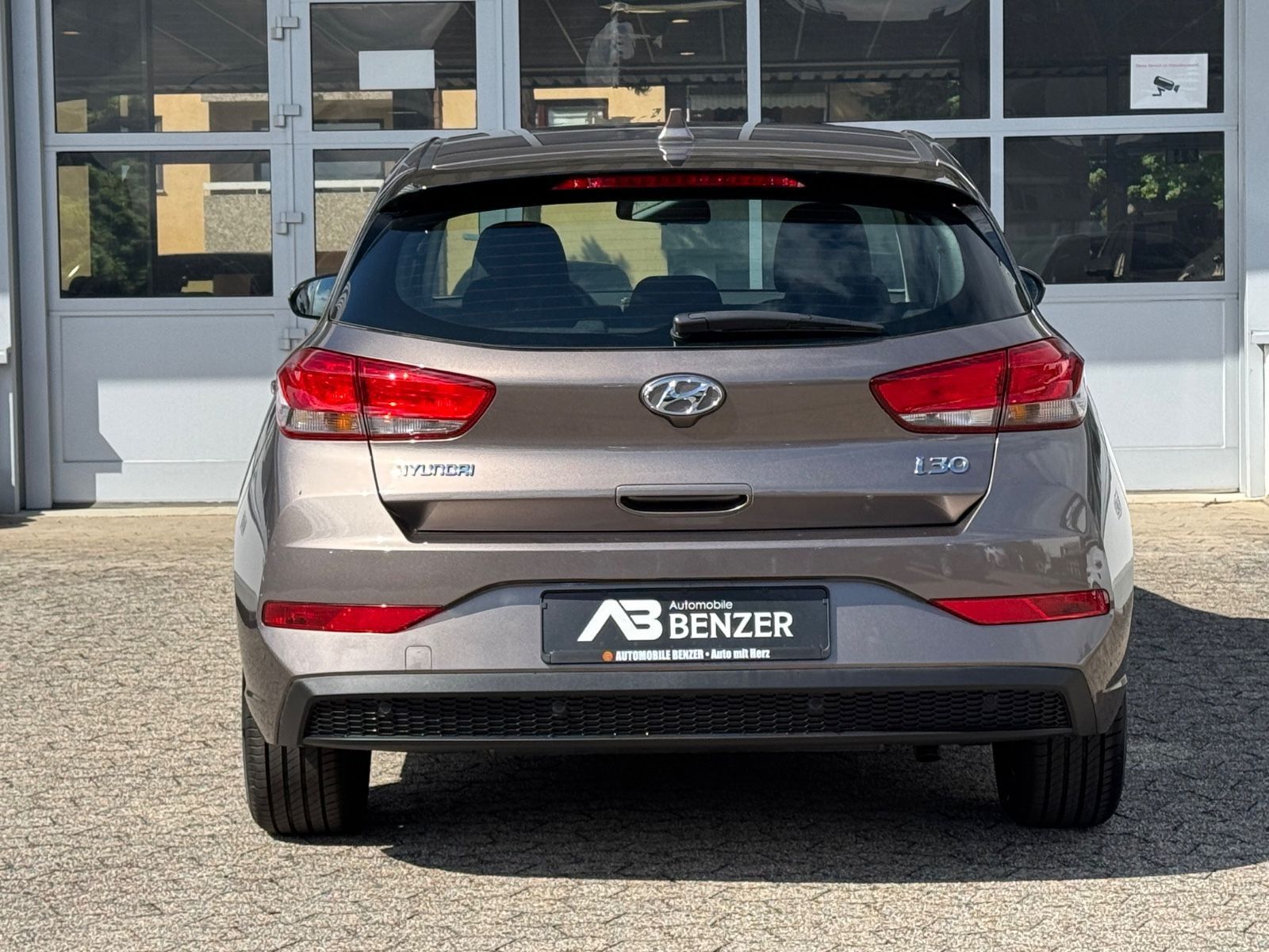 Fahrzeugabbildung Hyundai i30 Select Mild-Hybrid/PDC/DAB/SHZ/KLIMA/TEMPOMA