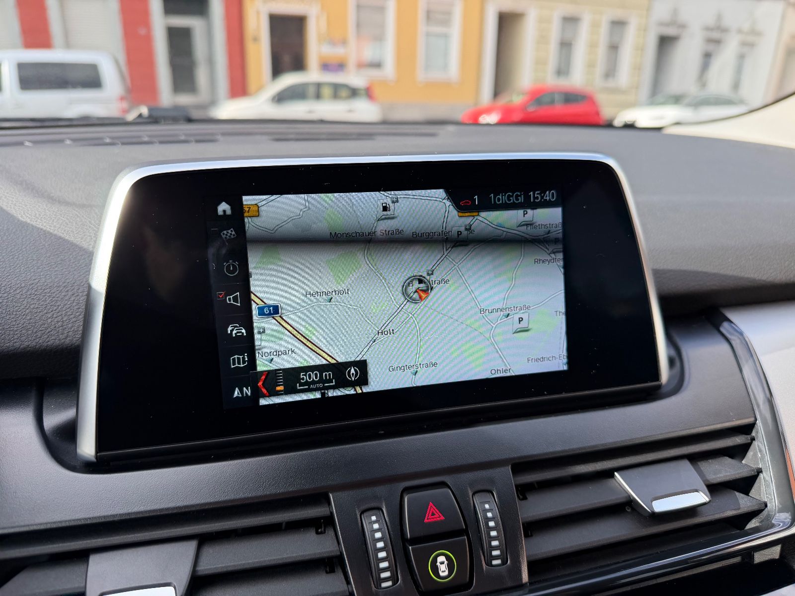 Fahrzeugabbildung BMW 218 Active Tourer NAVI LED AHK TEMPOMAT