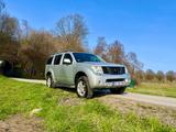 Nissan Pathfinder 2.5 dCi Premium Premium - gebrauchte Nissan Pathfinder aus dem Jahr 2006