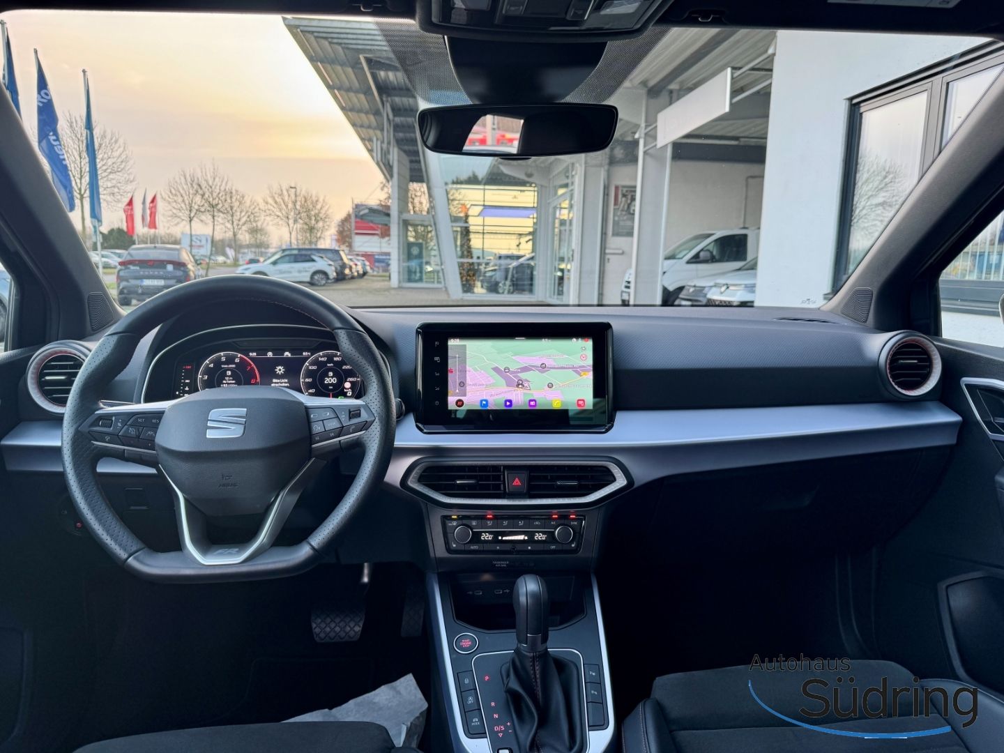 Arona 1.5 TSI FR DSG AHK Navi ACC Rückfahrk.