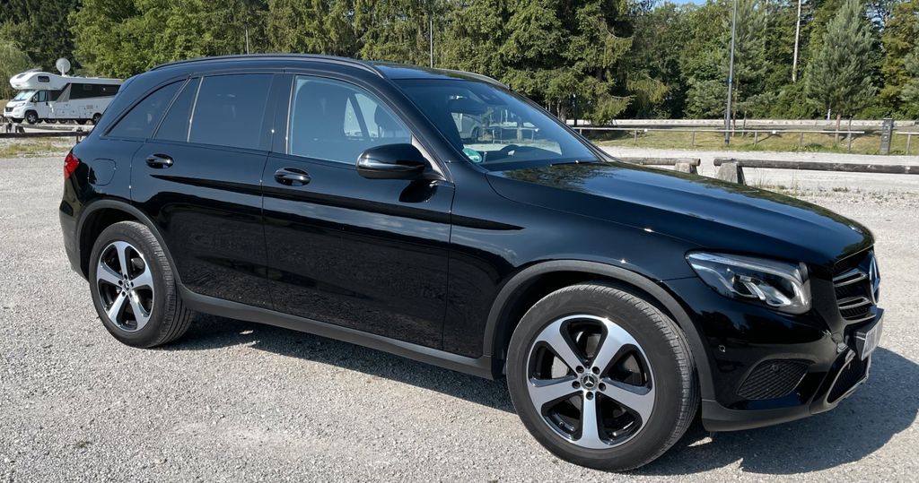 Image of Mercedes-Benz GLC 250