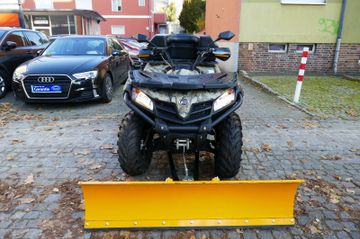 Fahrzeugabbildung CFMOTO CForce 450 L 4x4 mit Schneeschaufel