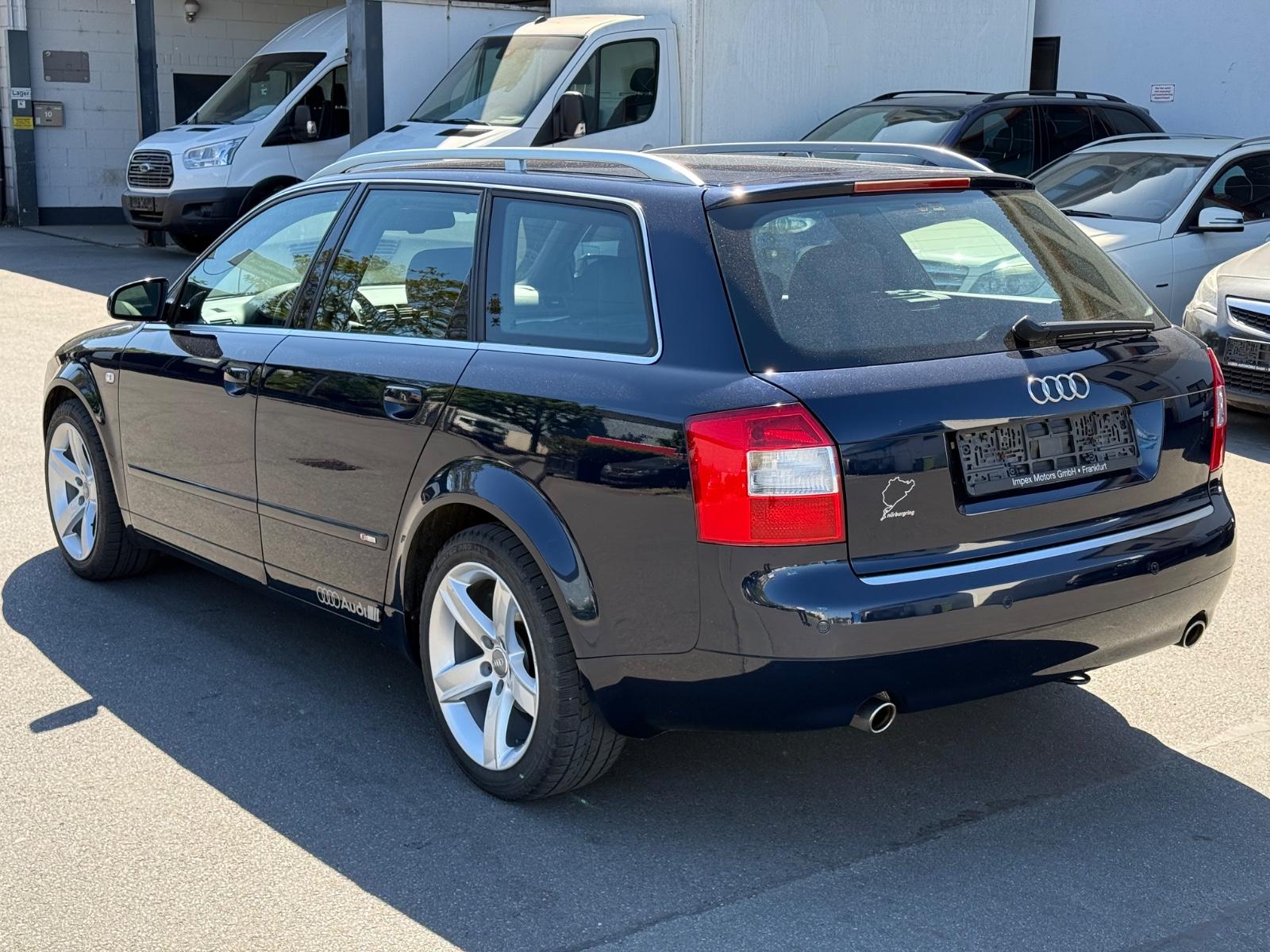 Audi A4 2004 — photo 8