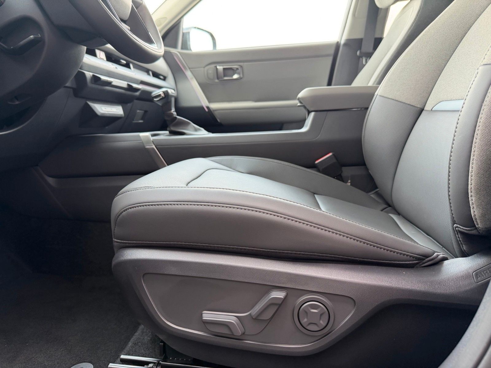 Fahrzeugabbildung Kia Seltos 1.6T 180 DCT SPIRIT DRIVE