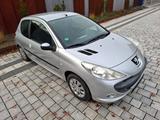 Peugeot 206+*1.Hand*Tüv 03/26*guter Zustand*Klima*Euro5* - gebrauchte Peugeot 206 aus dem Jahr 2011