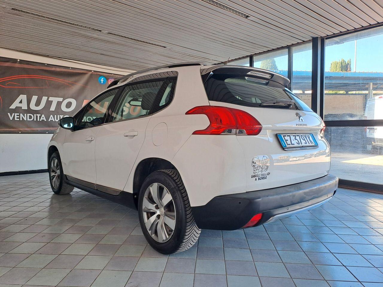 Peugeot 2008 2015 — photo 11