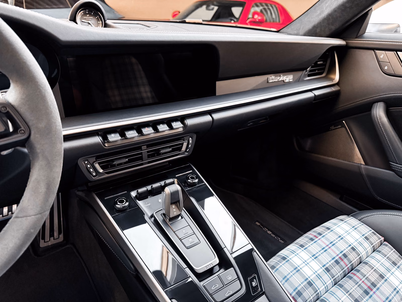 Porsche 911 Turbo S 50 Jahre Lift+Burmester+Pano+360°Kam
