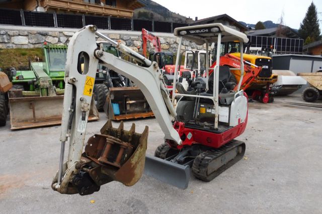 Takeuchi TB216