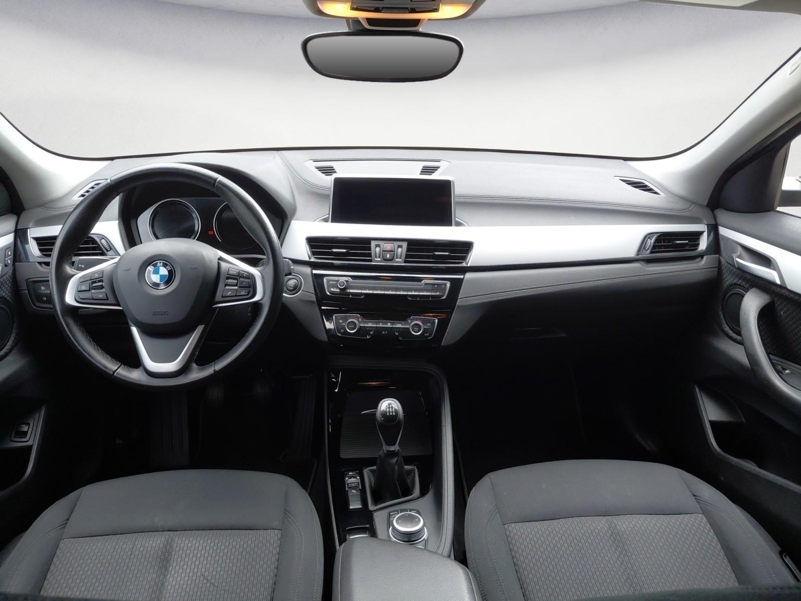 BMW X2 sDrive18i Advantage Klimaaut. PDC MF Lenkrad, миниатюра 12