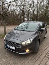 Ford S-Max EcoBoost Titanium Automatik 7-Sitzer Navi - gebrauchte Ford S-Max aus dem Jahr 2017