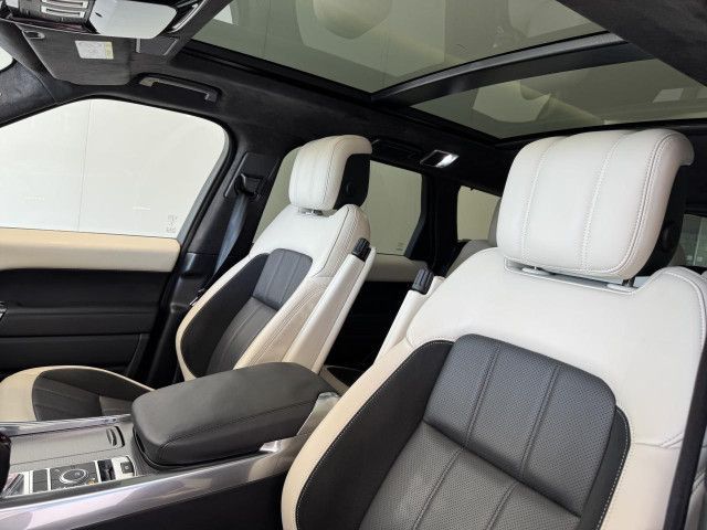 Foto Nummer 12: LAND ROVER Range Rover Sport