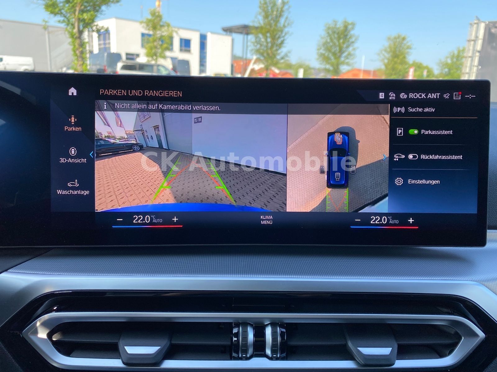 Fahrzeugabbildung BMW 320d xDrive Touring M-Sport/Navi/LED/ACC/360°Kam