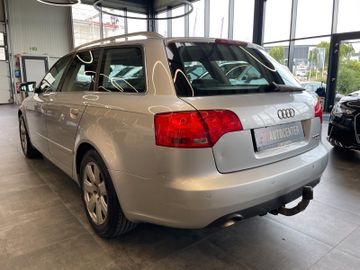 Audi A4 Avan 3.0 TDI quattro *SZHZ*PDC*TEMPOMAT*KLIMA