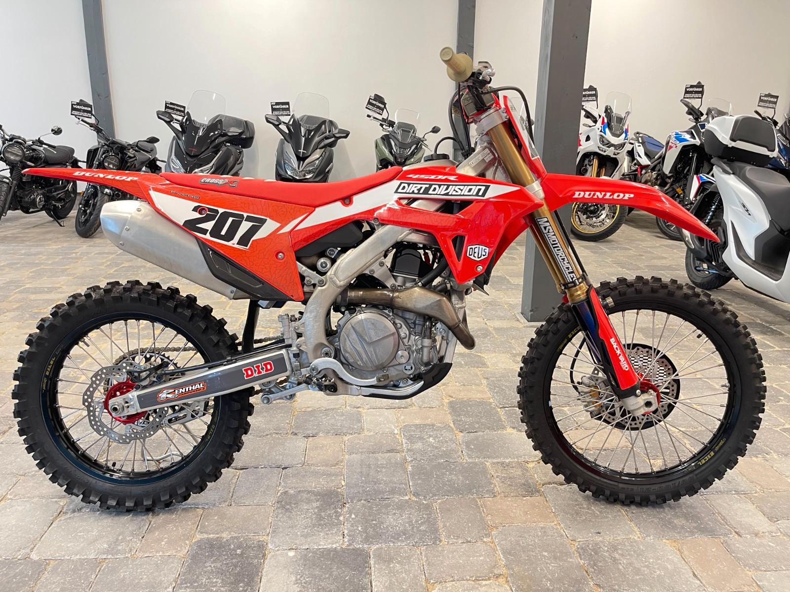 Honda CRF 450 Modell 2021 - wenig gefahren