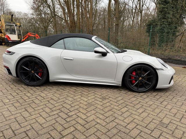 Porsche 911 Carrera 4 S Cabrio,992,Kreide;67143€netto