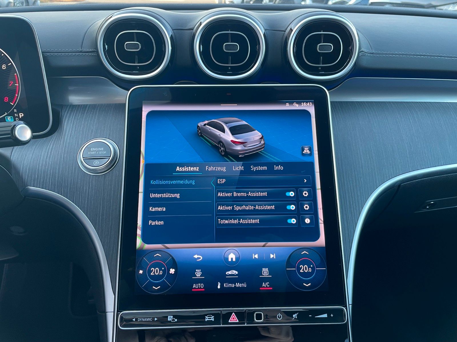 Fahrzeugabbildung Mercedes-Benz C 200 AMG AHK+Memory+Distr+R-Kamera+Keyless+19"