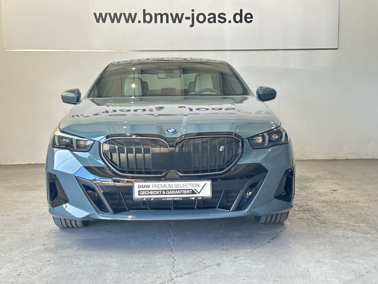 Fahrzeugabbildung BMW i5 eDrive40 Glasdach Bowers & Wilkins