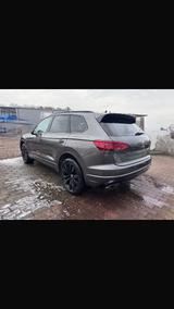Volkswagen Touareg R-LINE 4.0 V8 TDI SCR 4MOT One Million T - Volkswagen Touareg One-Million